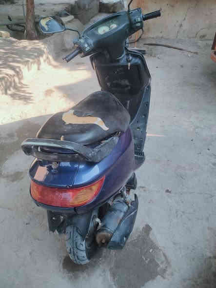 دراجه فراشه للبيع   يرادلها تجفيت وترتيب  ابيع كوم حديد ب100 وبيها مجال  / شط العرب الجزيره ***********
