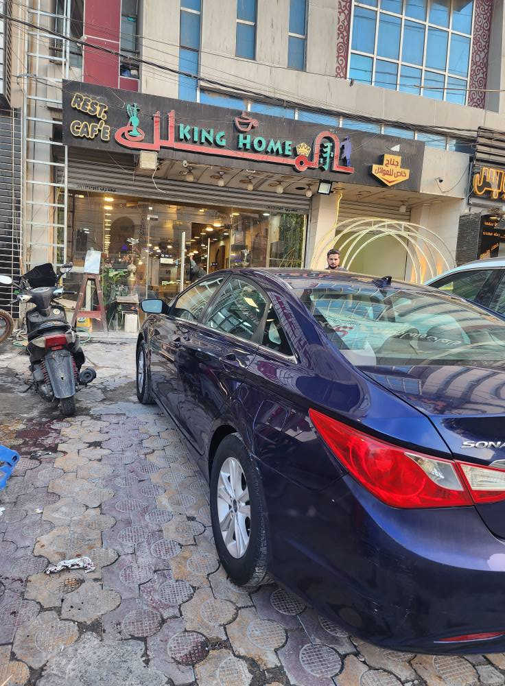 سونتا موديل ٢٠١٣ وارد امريكي جدي اي 
حادثها جاملغ ايسر بارد وطاك ايرباك برده 
بدون صبغ لاستفسار *********** بغداد, العراق
