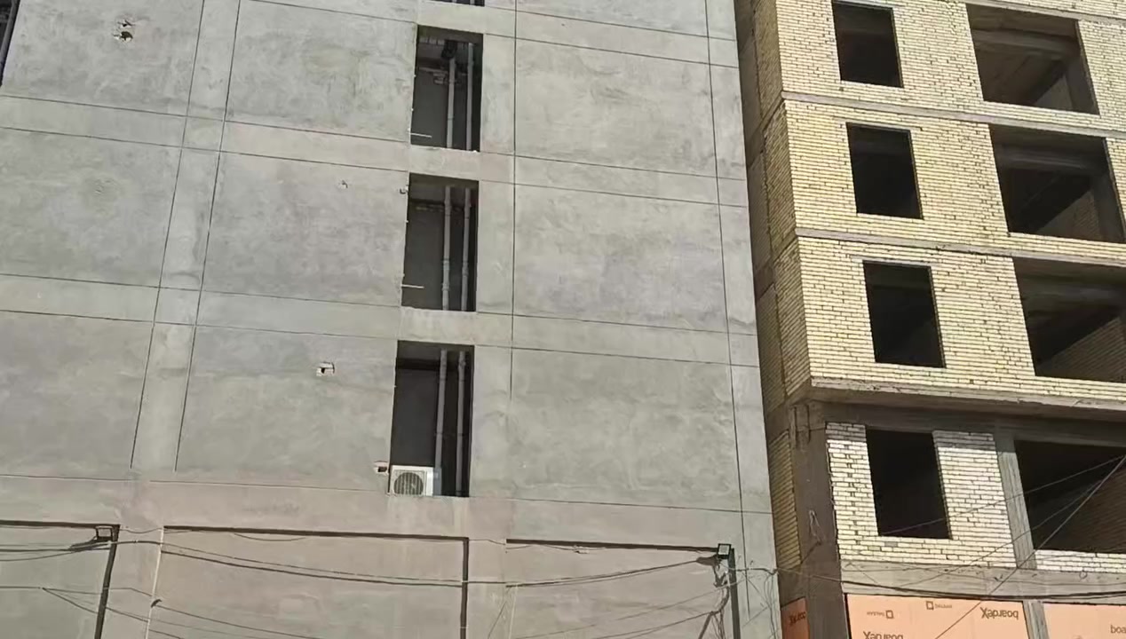 كادر البخ خارجي متفرغ حالين اي ارتفاع مو مهم بس بنايات خارجي اكو وتساب *********** ***********
