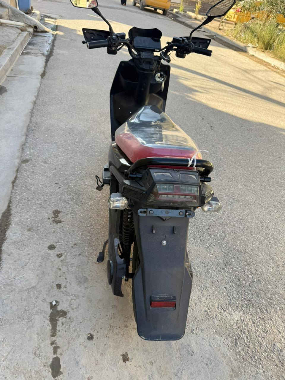 سلام عليكم دراجه شحن للبيع مكاني بغداد اجكوك صارلي ٣اشهر منزله السعر مليون وبيها مجال  الرقم  متواجد بس واتساب ***********
