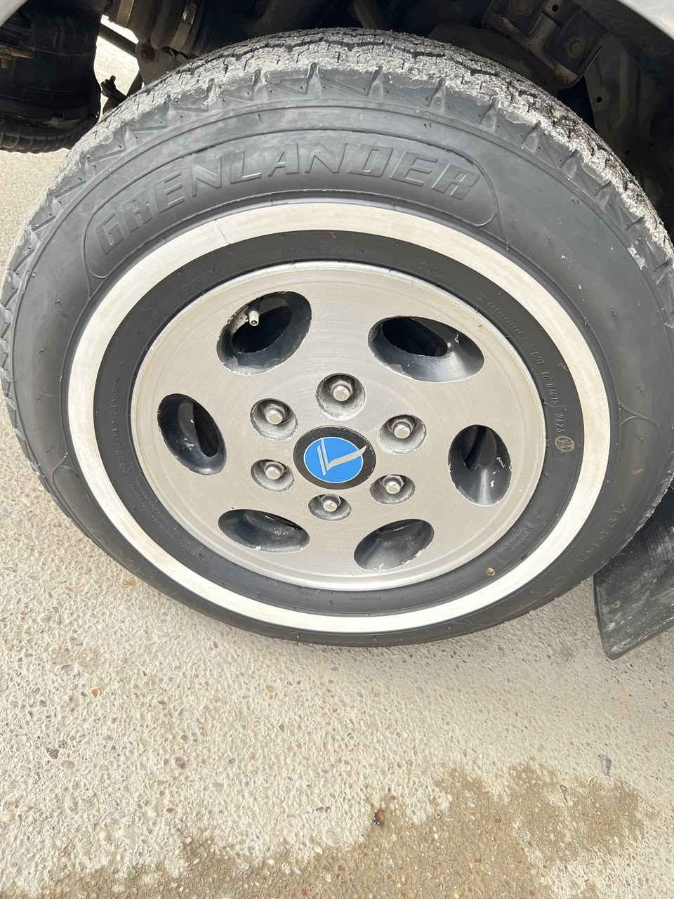 تخم 14  جديد مراوس ب  وياله منغولي


**إذا كنت صاحب هذا الإعلان وتريد حذفه لأي سبب، رجاءا أرسل رسالة إلى الدعم الفني**