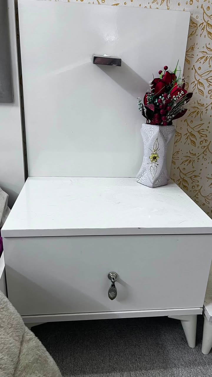 غرفة نوم للبيع بدون دوشك كلش نظيفه ما بيه اي عيب وبسعر جدا مناسبه الاستفسار عل خاص


**إذا كنت صاحب هذا الإعلان وتريد حذفه لأي سبب، رجاءا أرسل رسالة إلى الدعم الفني**