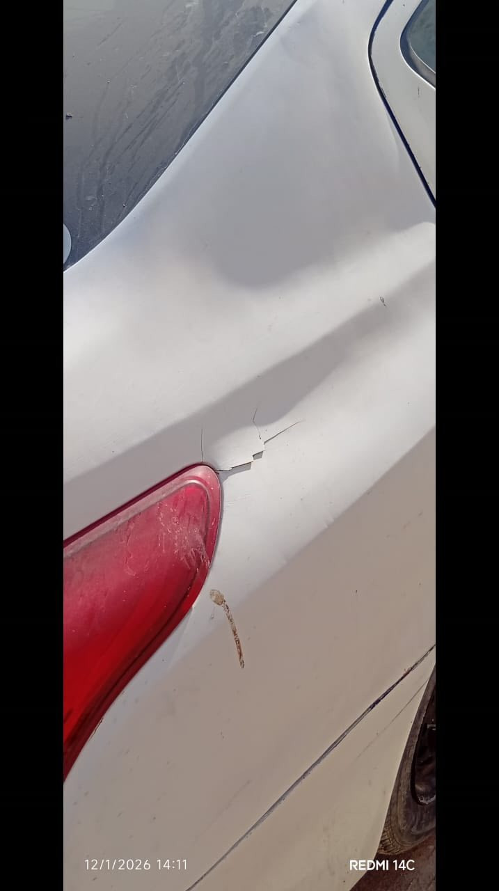 نيسان سني هندي بليته زرگه  بيه جاملق ايسرخلفي مبدل مكينه كسر كارتون موديل 20 السعر 75 وبيها مجال مكاني البصره حي الأحرار اتصال سنويه خلصانه بشهر الخامس ***********
