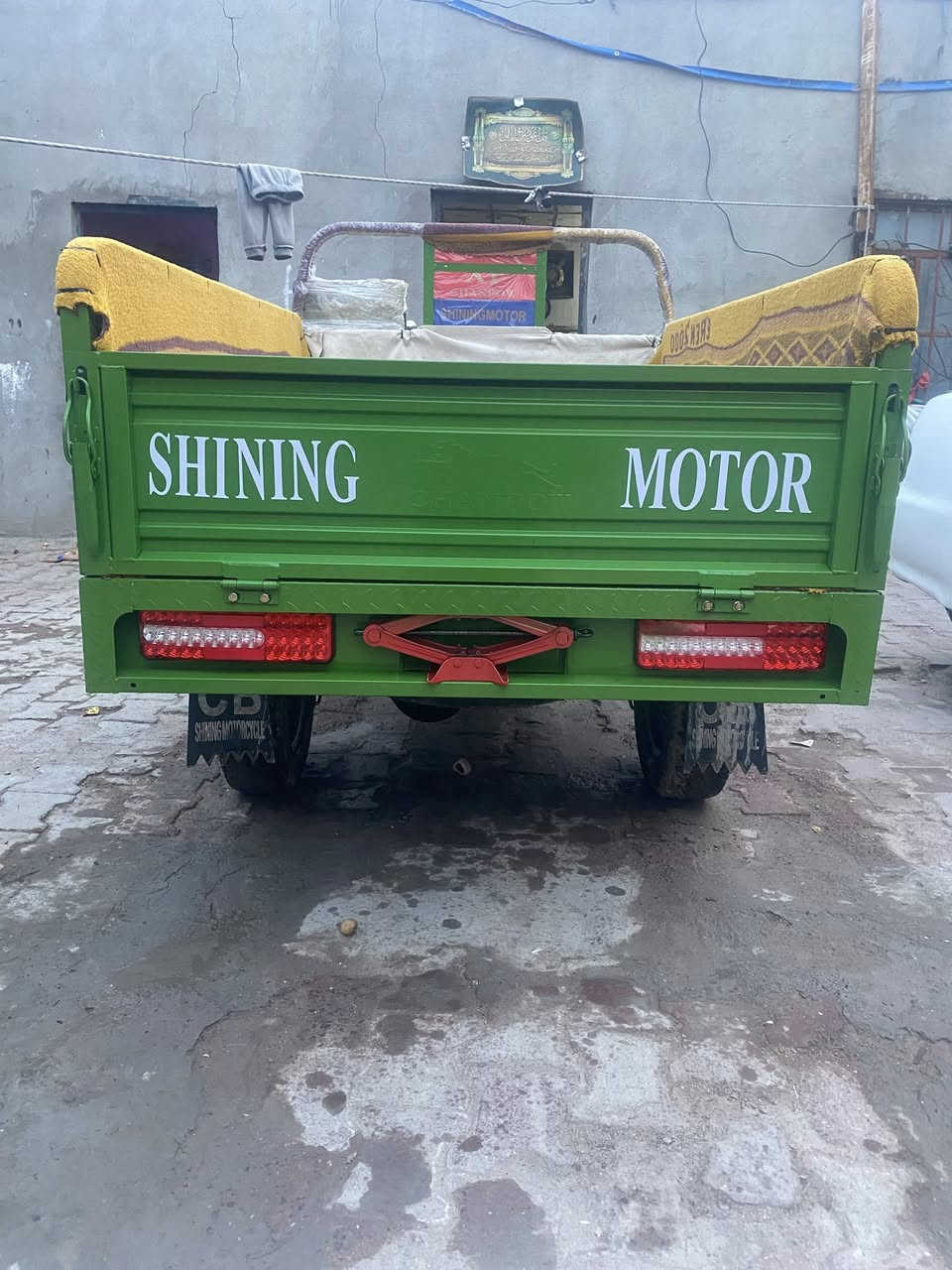 سلام عليكم ستوته زيرو ٢٠يوم من طالعه من لوكيل مديل٢٦اوراق مكان بصره سعر مليونين و٨٠٠……رقمي ***********ول مو شراي لا يجي
