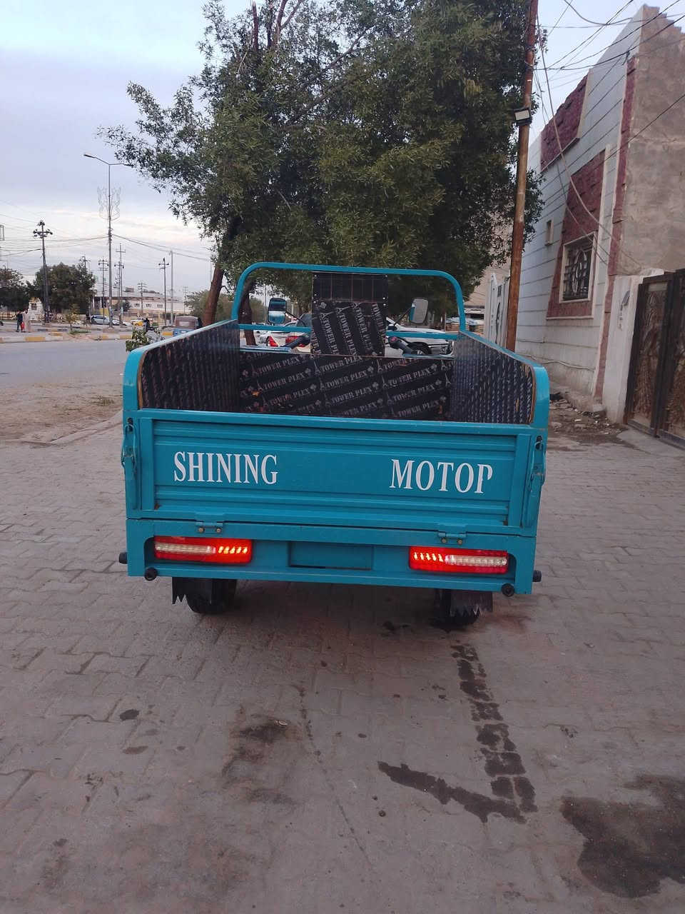 سلام‏‪ عليكم ستوته للبيع ستوته جديده برغي ما فتوح بيه موديل 2023ستوته كله بلاديه اي شي ما مفتوح بيه كفاله عامه من الوكيل مباشرتن بسمي يعني اني مطلعها من المعرض نور ستوته مربله ومسكمها كهرباءيات كله شغاله شرط كله بلاديه اي شي ما بدل حته باتريه بلادي ستوته كامله نضافه فول سعرخاص المكان كربلاءحيشهداءالموضفينقربابنمريود الستفسار ‏‪***********‬‏//
