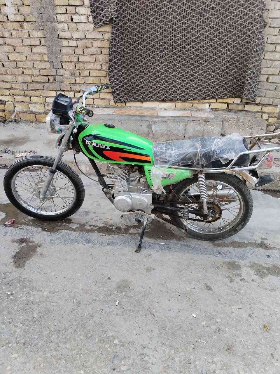 سلام عليكم اربعه كير مديل ١٥ اوراق اصولي كبس مكينه خرسه دراجه عوزه ترتيب سعر ٤٠٠ وبيه مجال مكان كوت العزه قديمه ***********
