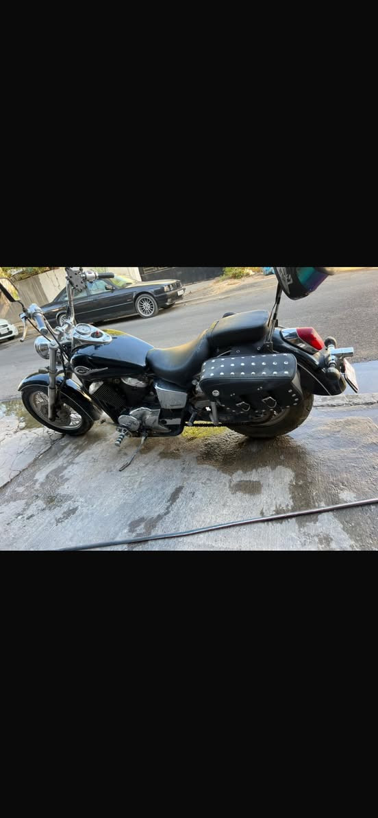 السلام عليكم من رخصمه الأدمنية 
هارلي شادو 400cc
مكينه كهربائيات عل بلاد 
راديتر لانضوح ولازرف  بانزين كله محسن
رايدهة ب 14 ورقه وبيهة مجاال للشراي
دهن امز اويل مكانهة بغداد. الكرادة قرب كراج 2000
 هذا رقم بي واتساب ***********
