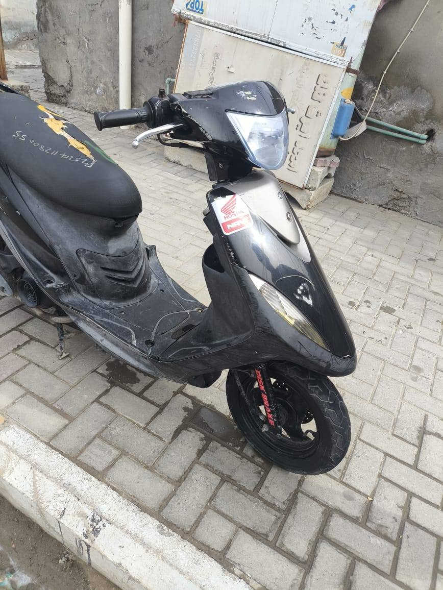 السلام عليكم
دراجه ماكس عدله للبيع 
 ختم واحد وي المكينه 
لايت 
بك لايت 
اشاير 
سلف 
هورن 
سكنات 
كله شغال 
مكاني رميثه السعر خاص   رقم ***********
