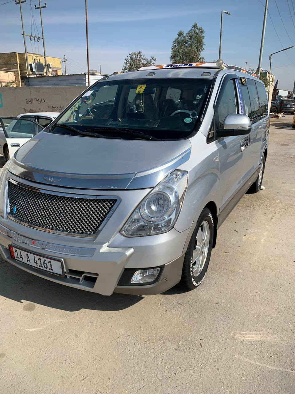 السلام عليكم ستاركس موديل 9 رقم بصره بسمي 
مكفوله من الضربه والصبق والتبديل محرك مسكر 12
تبريد شغال جاهزه مكاني ناصريه  الاتصال ***********
