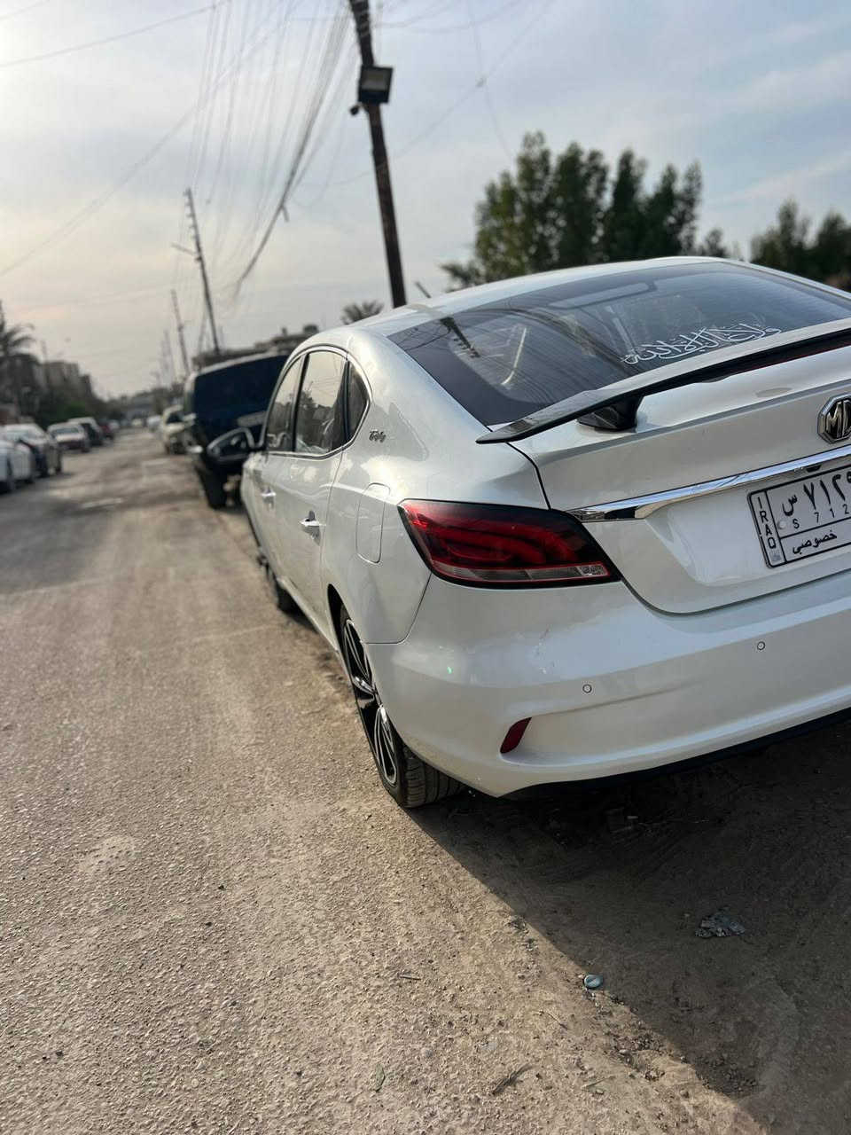 سلام عليكم ..
MG6 تروف اعلى فئة موديل 22
فول مواصفات بصمة ابواب + بصمة تشغيل
تبريد قطعتين
فتحة 
داخل لونين بلاد 
السيارة جديدة .....للمراوس بتكسي  ..مكاني بغداد حي الجهاد ..متواجد خاص


**إذا كنت صاحب هذا الإعلان وتريد حذفه لأي سبب، رجاءا أرسل رسالة إلى الدعم الفني**