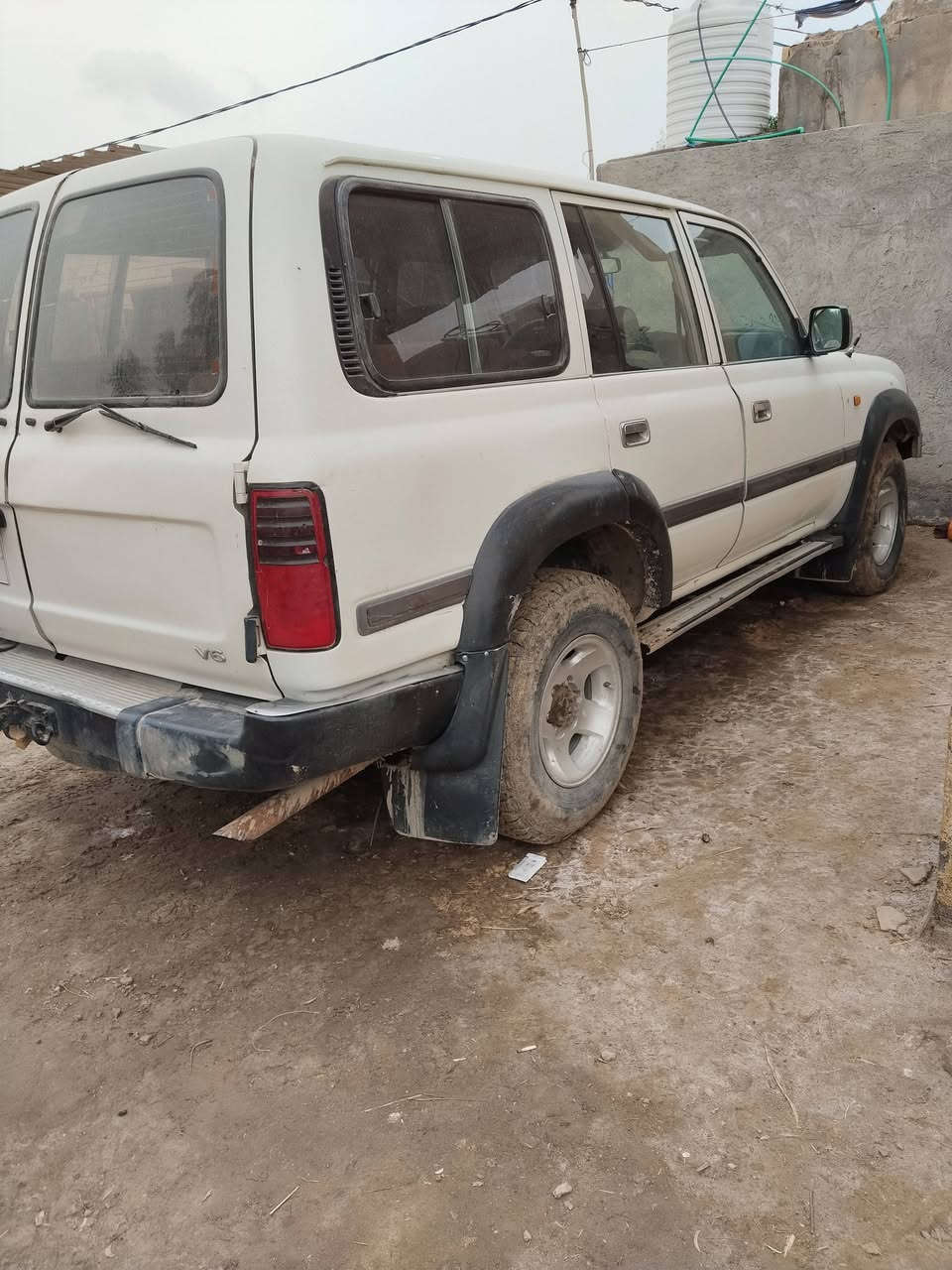 1997       مكلف بالنشر 
سياره وضع شركه  ولا قطره صبغ فور ويل شغال شرط كير ومكينه  ***********
