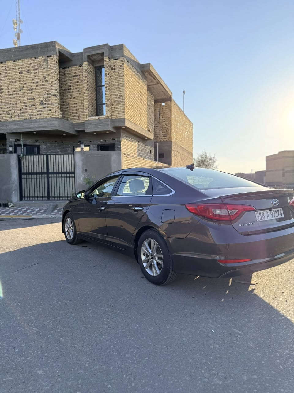سلام عليكم سوناتا 2017 حادث جاملغ ايمن وبنيد واثنينهن مبدلات لا شواصي ولا لغد كله مكفول عدا ذني مواصفات السياره SE
شاشه وكامره
تحكم مري
جام اوتو
شاشه اعطال بدشبول وعداد الكتروني
تحكمات ستيرن جهتين فول
كروز سرعة 
4 وضعيات قيادة
وباقي المواصفات المعروفه
ملاحضة السياره كير مكينه حداديه كلهن انضاف وبشرط بس مكينتها فتحتها اني مسوي بيها الكازكيت بقية الميكانيك كله بشرط
سعرها 116  بيها مجال السياره بأسمي رقم بابل تحويلها ثاني يوم
*********** للتفاوض
