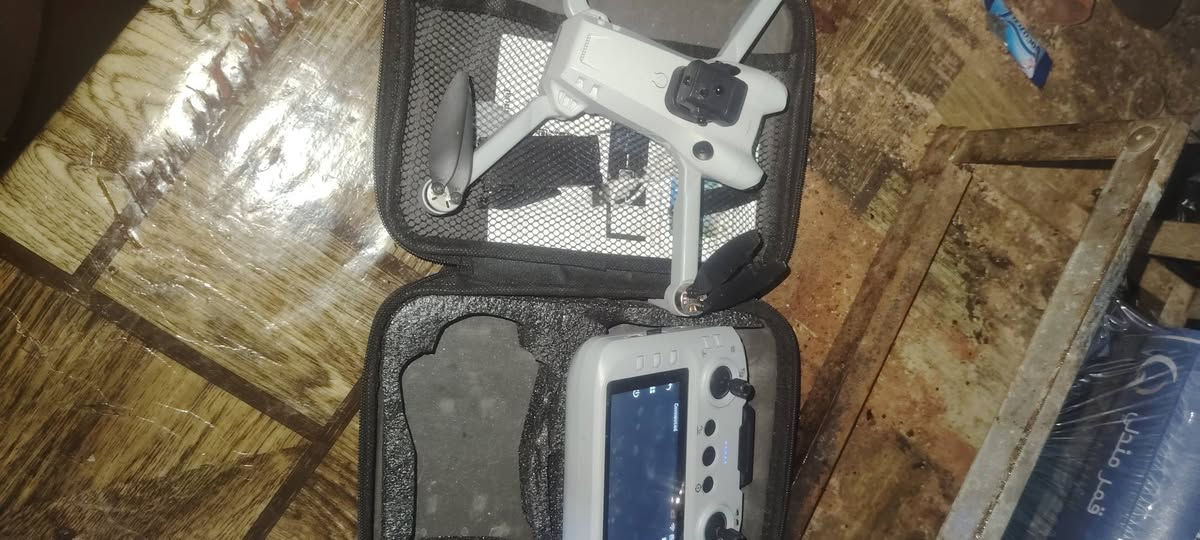 سلام عليكم
عندي هاي الدرون وكفات بيه موطورات ثنين 
اريد اراوسه بوحده جديده وشكد الفرق انطي


**إذا كنت صاحب هذا الإعلان وتريد حذفه لأي سبب، رجاءا أرسل رسالة إلى الدعم الفني**