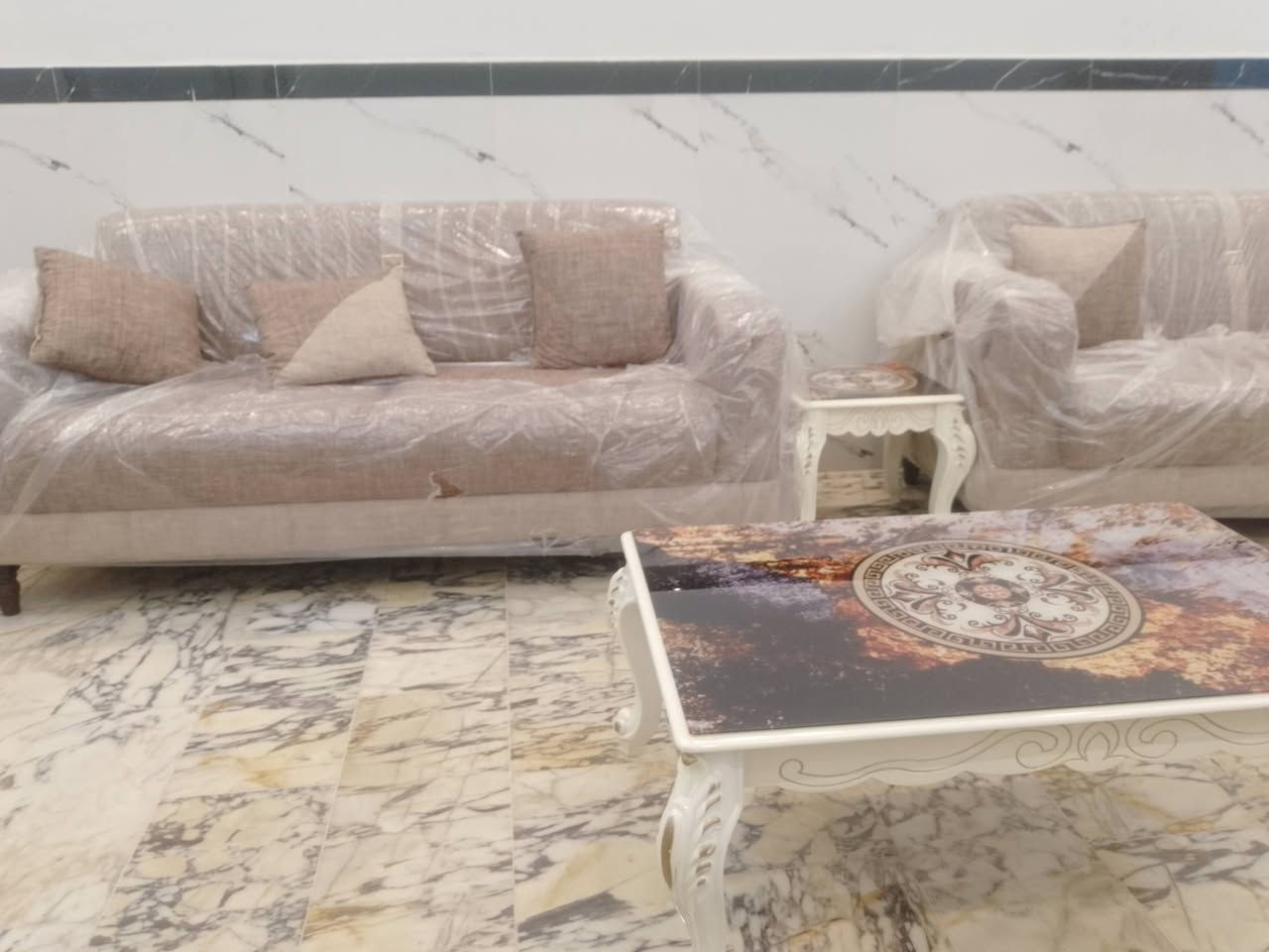 السلام عليكم 
غرفه تركي جديده كارتون نظام الحديث كامله السعر مليونين وسبعميه وخمسين
تخم تركي جديد تخم ونص سبع قطع السعر مليون وربع مع سيت طبلات جديد
كوسره حجم كبير جديدكارتون السعر80
مكينة خياطه وتطريز السعر120
مروحة شحن حجم كبير35
مرحاض غربي 15
تواصل ماسنجر 
واتساب ***********
