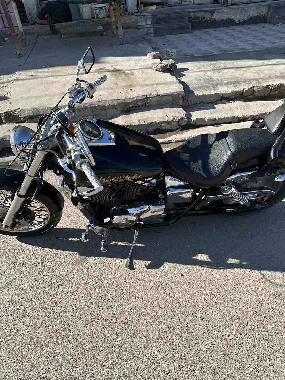 اعادة نشر بسبب الوعود الكاذبه
شادو سلشر ٤٠٠cc 

الدراجه شلعه ومعدل والنضافه كدام عينك بيها نقص ورقه يعني تعتبر بدون اوراق السعر المطلوب بيها ١٤ ورقه وبيها مجال للشراي يشلع عيوني رقمي ***********
