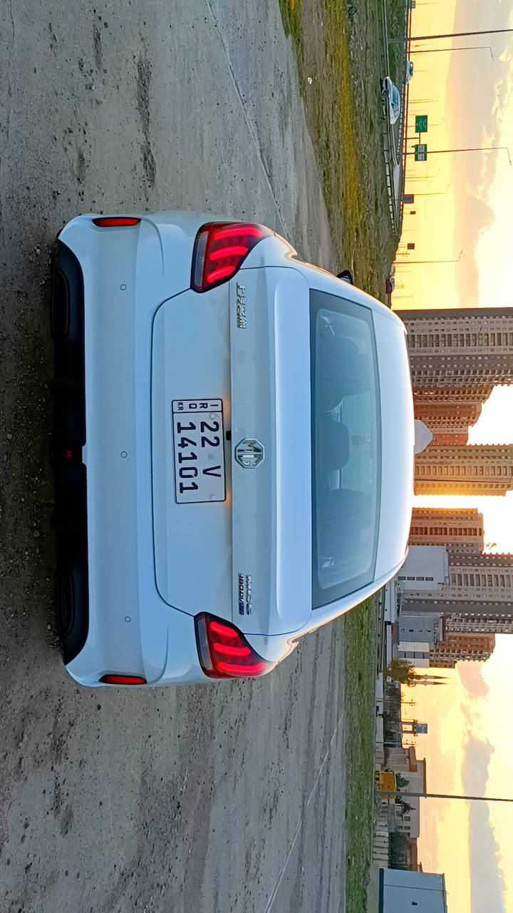 MG GT 
Model 2025
Mobile 📲 ***********
***********
ته نها 14هه زار رؤيشتووه 
زؤر زؤر خاوينه فول كماليات 
ئاوينه باتمان 
يده ده رگا ره شه 
گاعيه ى قالب بؤ دانراوه 
قالبى ناو صندوق بؤ دانراوه 
گير عادي 
بئ صبوغ 
بئ تعديل 
بؤياغ ته نك به شه رت 
مواصفات بصمة 🫆 
شاشه گه وره 
يده ده رگا بصمه 
بريك بصمة 
أوتو هولد 
ويل كروم 
لايت ليد و زينون 
بگ لايت ليد 
كاميرا 
حساس دعامى دواوه 
لايت كهرباء به رزو نزم 
دژه خليسك تراكشن 
تعديل سرعة 
دوو بصمه ى بلادى خؤى له گه له
شوين هه ولير 
Bluetooth 
Auto android 
Apple car play 
سعر 99$ مجاليكى كه م
