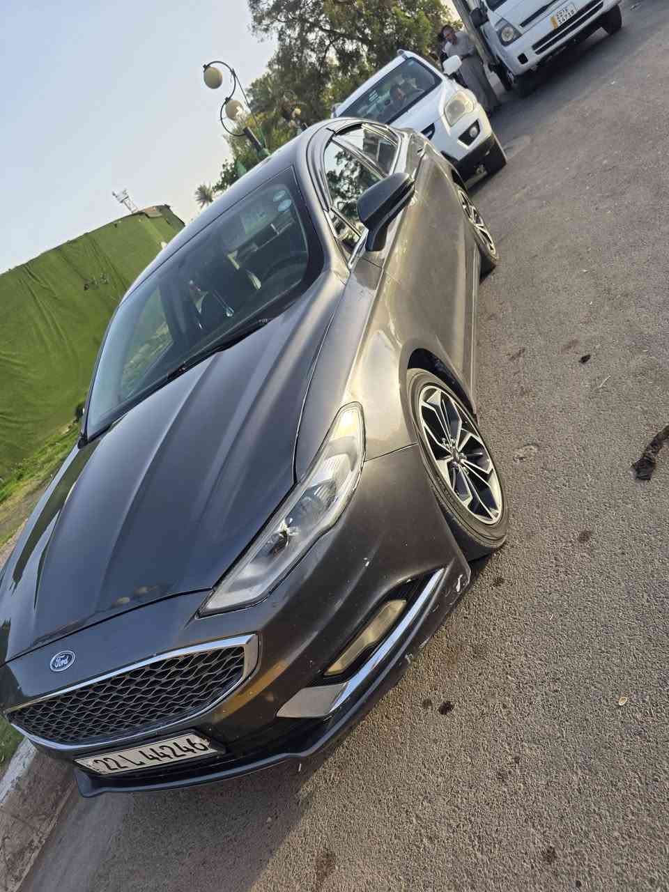 السلام عليكم 
بيع مستعجل
سعر 105$ 
فورد فيوجن 2017 فوول ماعدا رادار امامي
محرك 20تيربو (EcoBoost )
تدفئة كشنات
فور ويل
مثبت سرعه
فتحه سقف
كشنات جلد
شاشه كاربلي
تشغيل عن بعد
***********
