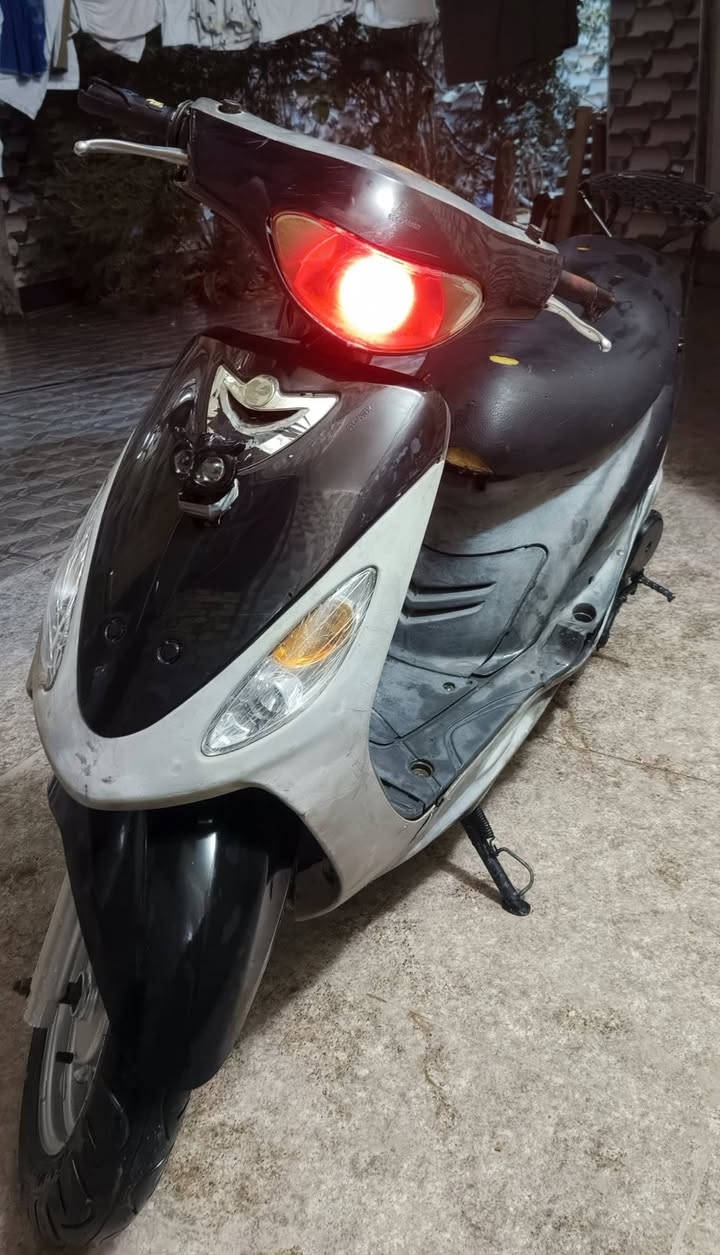 السلام عليكـم 
دراجة ماكـس منغولـي للبيـع 📍
الدراجـة كلها بلاد تعال وافحص وشوف بعينك 📍
السَعـر 475 وبيها مجال للشراي. ومو سعرها هذا الله شاهد بس متوازي عليها
-العنوان: - الشطـرة 📍
التواصل متواجد اتصال خط واتساب 👇🏼
***********
