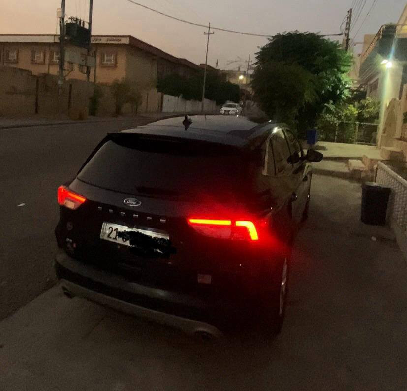 به ناوى خودا
فورد ايسكه يب
موديل ٢٠٢٢
مواسفات  se
كلين كلين  ١ بست ساردي هه يه بيش كه بس دواي كه بس 
يه ك ده سته تا ايستا
   ٦٠ هه زار كم  روشتوه
بي ليدران بي شو خت 
ره قه مو سه نه وي تا زه به نا وي خومه وه  
بي ته قه و ره قه يه ٢٥٠ مسرفي نييه
٥ مودي ليخورين
را دار 
سنوق شه فت
كار بله ي
اوتو ستوب  ٣  بستوني مه رخوب  
به شه رتي هه مو شتيك    
نرخ ١٣٧ وه ره قه 
*********** السليمانية, العراق
