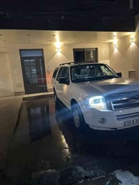 فورد للبيع  السياره مكفوله كفاله عامه وكاله نيڤا السياره ماشيه ٩٠ الف ...