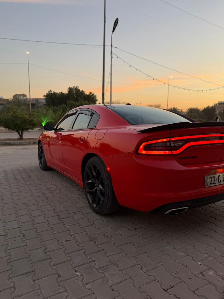 وج جارجر 2021
لون مميز 🧡🧡

وارد امريكي حادثها بسيط جدا 
بابين تبديل نفس الون 
السياره بدون صبغ 

رقم اربيل تحويل او وكاله 

سياره ماشيه 62 الف مايل
جديده جدا بدون نقص ابد

مواصفات sxt
 
محرك ٣٦٠٠ 

صور الحادث والسونار بالمنشور 

مكان السياره بالنجف حي الامير 

السعر ٢٣٨ ورقة وبيها مجال 

رقم الهاتف :***********
