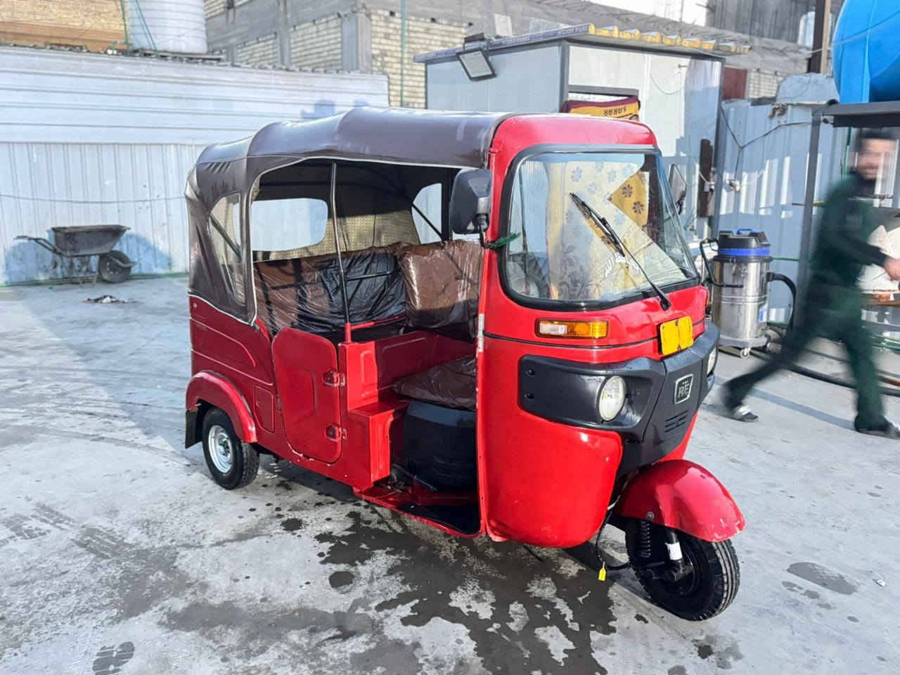 السلام عليكم تكتك للبيع مرقمه كامله بسمي موديل 2021 السعر 8500 رقم الهاتف ***********
