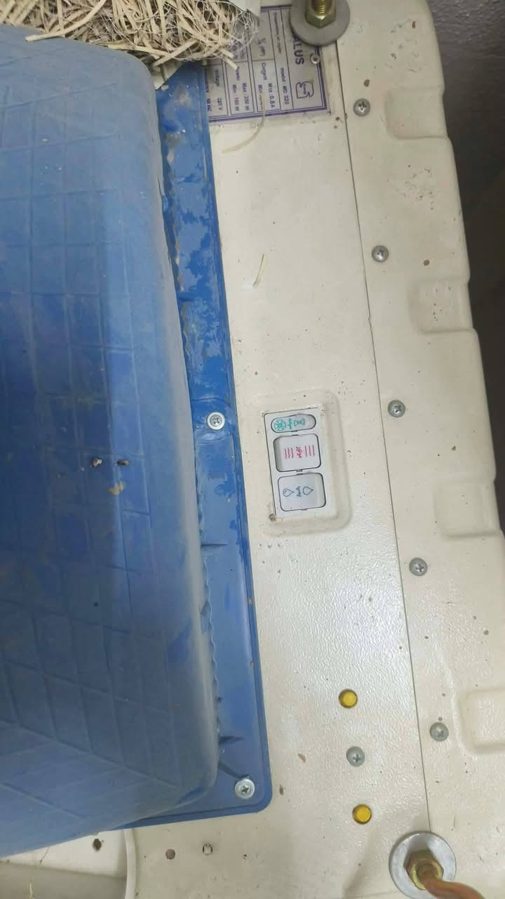 مبردة حجم 1ونص شغاله ونضيفه الاندلس 
كونفيرا شغاله حجم كبير سعرهم 100 للتواصل خاص


**إذا كنت صاحب هذا الإعلان وتريد حذفه لأي سبب، رجاءا أرسل رسالة إلى الدعم الفني**