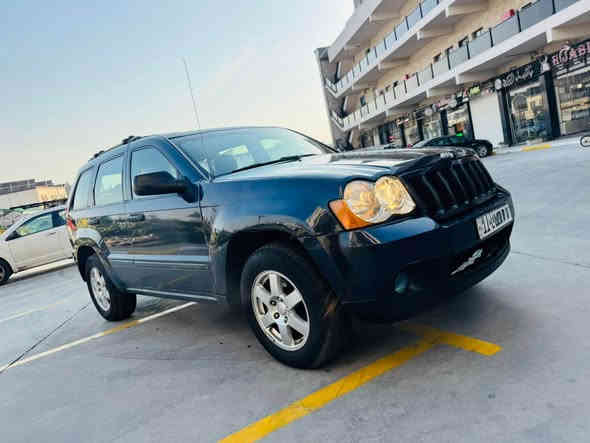 سلام عليكم 
بيع او مراوس حسب القناعه 
جيب شيروكي 
الموديل:2009
رقم  بغداد دولي باسمي تحويل مباشر 
ضرر جاملغ ايمن  
صبغ جاملغين وبنيد 
كير محرك جيد جيدا حجم 3700 V6
شاشه تحكمات كروس سرعه كشنات كهرباء 
مكاني بغداد العامريه 
السعر  85 ومجال بسيط 
*********** بغداد
