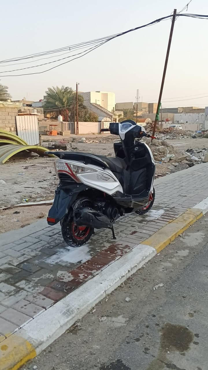 السلام عليكم دراجه جامبو للبيع موديل 25 دراجه كفاله نظيفه فول ماكينه كهربائيات زيرون مكان ديوانيه سعر  موجود رقمي ***********
