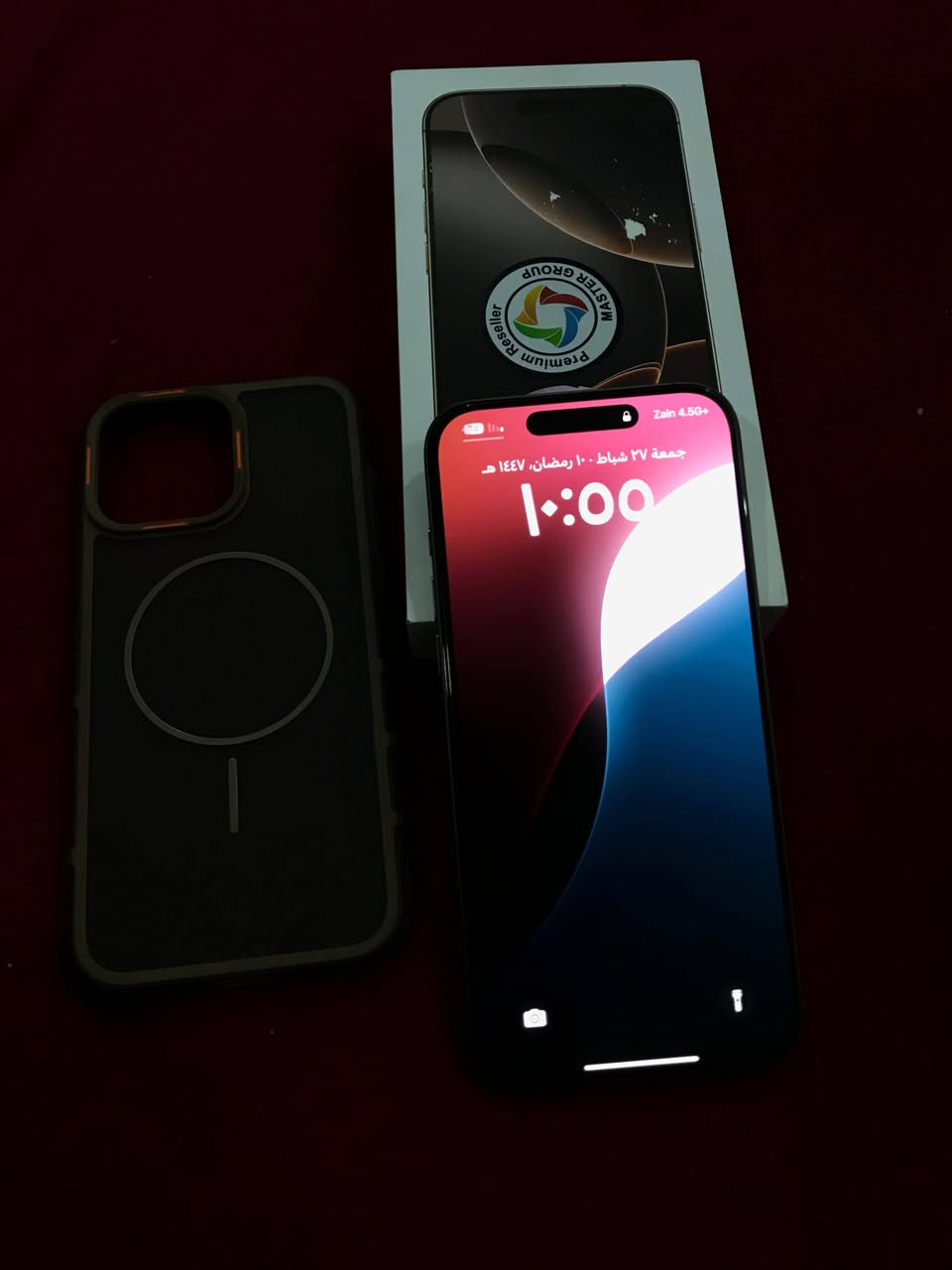 ايفون 16برو ماكس كامل ملحقات بطاريه 100ذاكرته 256 مشحون 111سعر بمليون  و500قفل قفل مراوس ماراوس بيع فقط مكلف بل نشر اتصل ***********
