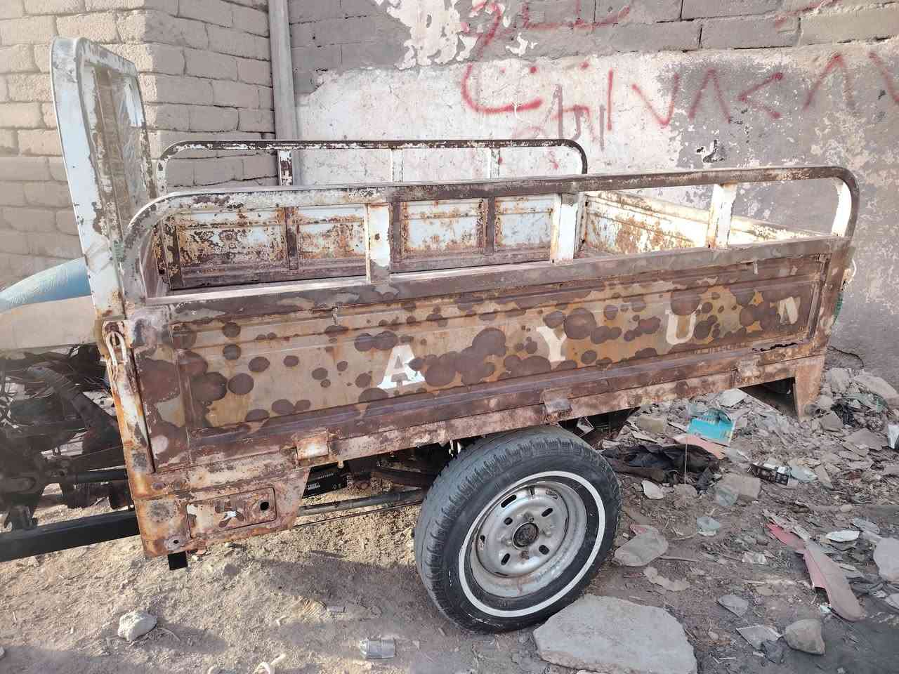 سلام عليكم شباب بدي للبيع مديل21 مكاني ناصريه حي اريدو السعر 270 وبيه مجال لشراي مو شراي لا تعب روحك فدوه لكلبك ***********
