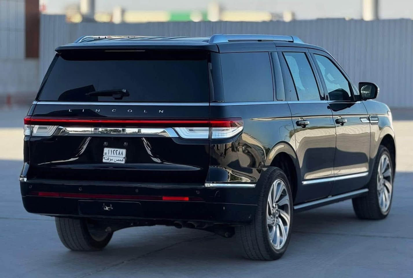 لينكولن نافيكيتور 2023 للبيع او مراوس
Lincoln Navigator 2023 

ماشيه 14 الف
‏السيارة دخول جديد
المواصفات:  

- سياره فاخره ليس لها مثيل
مواصفات خياليه
- سيارة موديل2023 
- ⁠فول مواصفات اعلى  فئة  
- سيارة بمحرك 6 سلندر تون تيربو بقوة 3500  سي سي  455hp حصان
                فتحة بانوراما
   دوسات عالباب فتح وغلق  
- رادار-كاميرا ٣٦٠درجة -انارات ترحيب جانبية وخلفية وامامية 
- كشنات امامية وخلفية تدفئة وتبريد  
• كشن تحكمات كثيره 
- قيادة ذاتية السير على المسار الالي
-  لايتات زنون امامية تدور معة الستيرن
-  سيارة فول مواصفات واحد على واحد سيارة 
الحادث تبديل بنيد وجاملغ 
السعر مناسب 
الاستفسار عالخاص او الرقم  اتصال او واتس
***********

