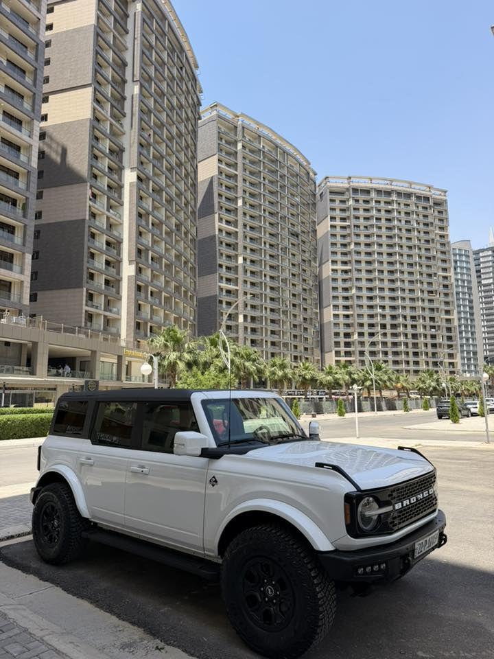 Ford bronco outer banks
برونكو اوتر بانكس فووول فووول
موديل 2023
ماشية ٣٨ميل
محرك اربعه سلندر 
مواصفات فول
خمس كامرات
شغال
رادار ٣٦٠
جديده جداً 
مكفوله بدون صبغ بدون تعديل وبدون تبديل بدون شخط بدون ايرباك 
كير و محرك و اكسل كله مكفول و ما مفتوح 
رقم اربيل 

سعر 310
0770 445 2620
