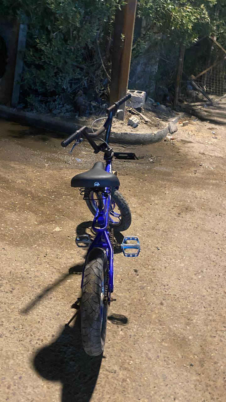 السلام عليكم بايسكل بي ام اكس
السعر 40 وبي مجال
مكاني حي تونس
رقمي***********
