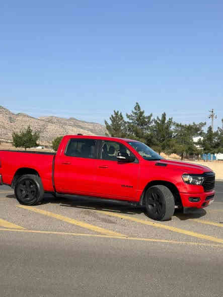 دوج رام 2022 8سلندر
سلام عليكم 

دوج رام مديل 2022

بيك هورن باب قصير بدي طويل محرك 8سلندر 5.7 رقم بغداد 

باسمي مكان بغداد 

رقم  ***********

صور الحادث والسونار بالمنشور
