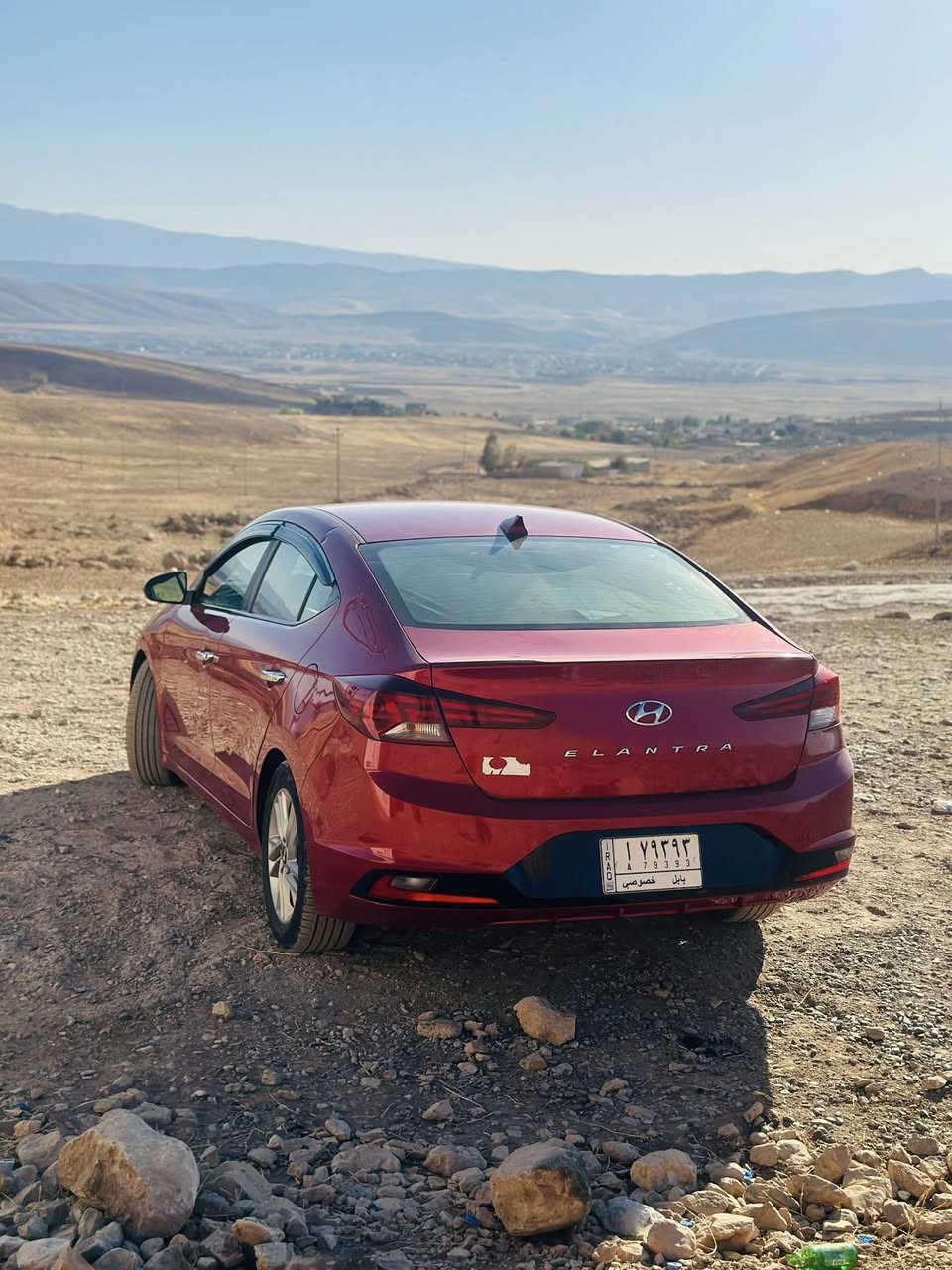 النترا 2020 وارد امريكي سياره نضيفه مابيها اي نقص كير محور AT مكينه دوش الفين حادثها سطحي جاملغ وباب ومصلحيهن نفسهن بدون دواخل بدون ايرباك سياره نص فول تحديد مسار شاشه كار بلي فول تحكم ستيرن حداديه جديدت وتايرات جدد ومابيها اي نقص السعر 135 وبيه مجال بسيط 
مكان سياره حله ابو غرق ***********
