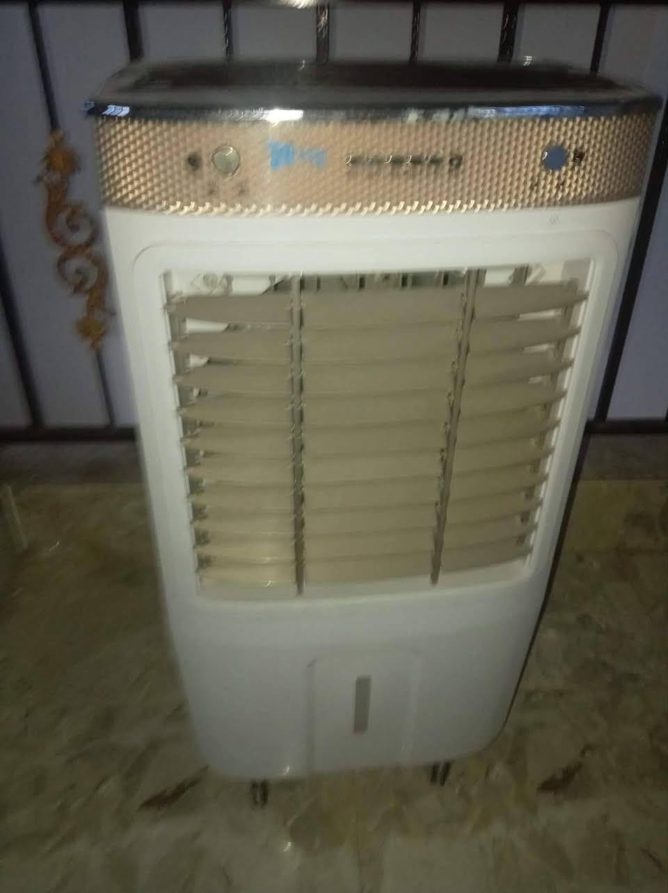 @إشارة كونفيره استعمال قليل نضيفه حيل السعر 75والبوفيه صاج ثقيل فصال السعر 200 بيا مجال مكان الكنفيره الكندي والبوفيه حي الصحه الجانب الايسر التواصل خاص @إشارة


**إذا كنت صاحب هذا الإعلان وتريد حذفه لأي سبب، رجاءا أرسل رسالة إلى الدعم الفني**