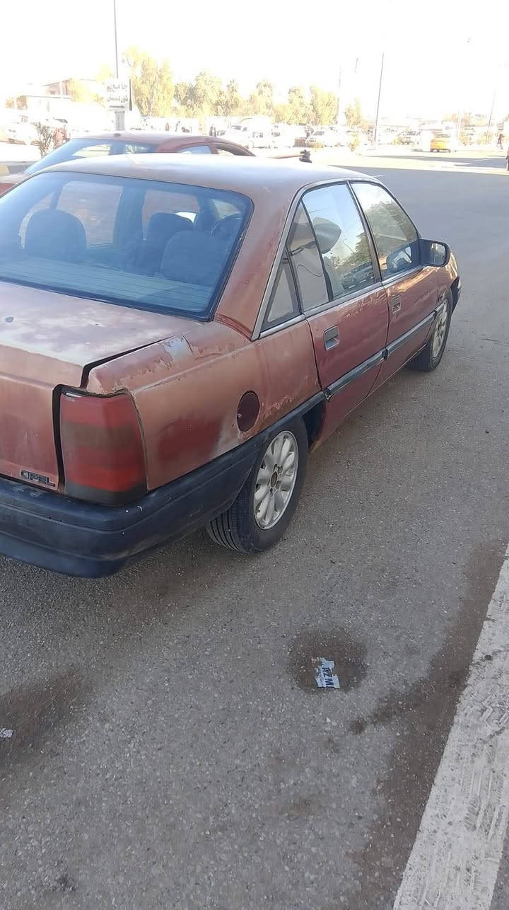 اوميكا ١٩٨٧ شرط وكالة تحويل تماتيك كير محرك شرط عدم ترويج دفتر بنزين مكاني كركوك *********** ولسعر ١٥ قفله من الاخير كركوك, العراق
