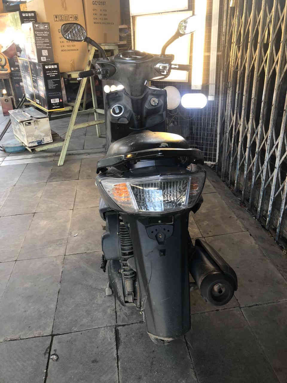 سلام عليكم سكنس فحل ياباني قبق نفخ دراجة بلاديه برغي ممفتوحه بيهه مكينه ناعمه برغي ممفتوحه من دراجة مابيهه اي نقص كامله 
***********
عنون بغداد الكراده متواجد خاص و وتساب
