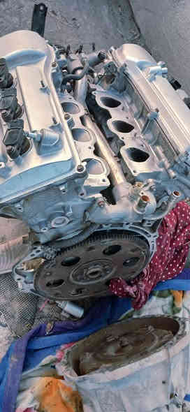 سلام عليكم محرك وكير لاندكروز 6سلندر بانزين شرط شغل والظمان وياه ثلاجه والمجاول والباور والكاردن لامامي والخلفي ودجه كير شراي ياخذهن بحك الله لايكسر بيهن واني بلخدمه ***********
