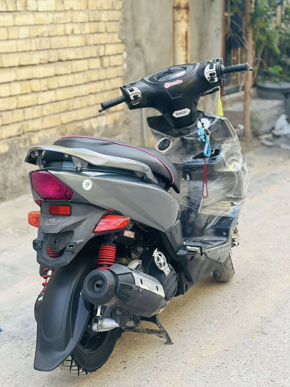 بسم الله الرحمن الرحيم ✨✨
للبيع GTR  مكفوله كفاله عامله دراجه خير من الله مكينه ما مفتوحها ولا مقربين عليهه اسبانه دراجه خير من الله بيهه نواقص بسيطه
للتوضيح (( 2013 ))  الدراجه 
السعر خاص هـ ( *********** )
