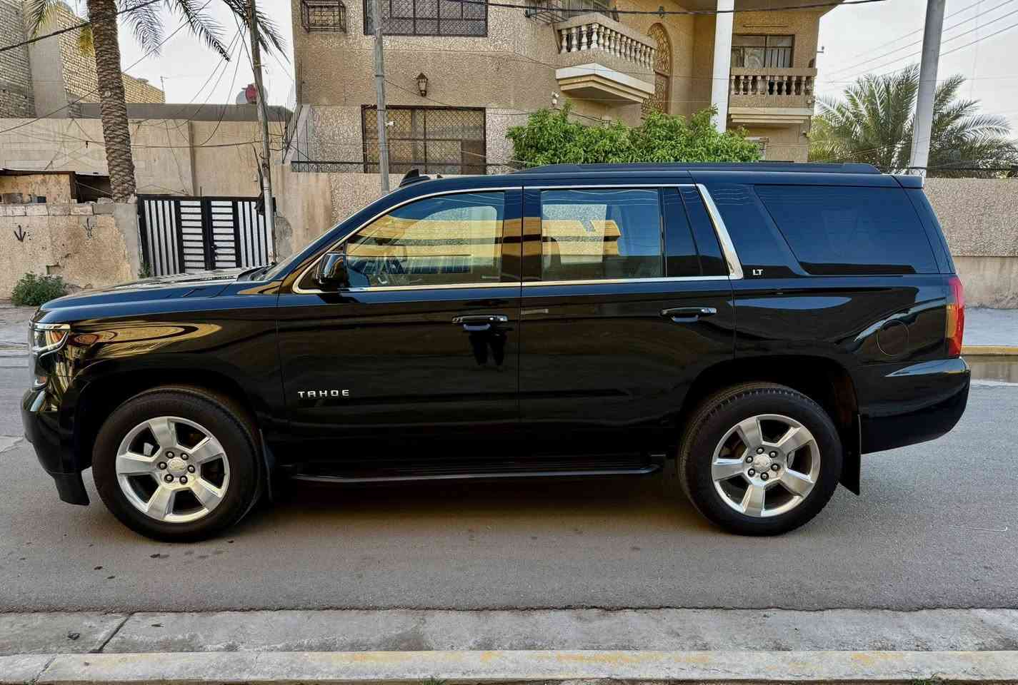 اللهم صل على محمد وال محمد♥️
TAHOE 2018 🇺🇸 LT2
مواصفات فووول عدا الDVD
وارد امريكي كفالة عامة من الصبغ✅
بغداد حرة دخول جديد 
ماشية 68 الف مشي امريكا
مكينة 5300 المرغوب⚙️

المواصفات:💪🏽
فتحة سقف
شاشة قاصة
5 بصمات جامة خلفية دلعة
كشنات جلد كهرباء كل المقاعد
كشنات هيتر منفصل
رجاج تحذير بالكشن
نقط عمياء تحذير
7 راكب الكشنات الاخيرة هم كهرباء
لد نهاري وكشافات
حساسات امامية خلفية
سكليتر كهرباء
ستيرن كهرباء
كشن خزن
فور ويل
داخل مطعم صاج
سستم صوت BOSE
3 قطع تبريد مركزي
رادار تحديد مسار
مانع تصادم تحذير فوك الدشبول
مري قلاب وية البك وشفط
تشغيل عن بعد
جنطة كهرباء

السيارة كاملة بولش وحمام وجاهزة من كلشي ربع متذب عليها

السعر 350$
 (35.000$)
مكان بغداد
***********
