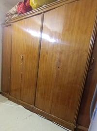 كاونتر • ثقيل • محتاج مقابض وقفال