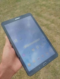 على اول تم ب50 الف مع التوصيل ايباد  ذاكره 16 GB خاص او وتساب 07878530...