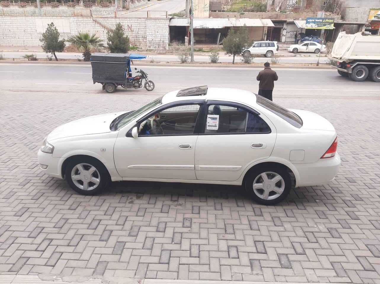 به ناوى خواى گه وره 
ئه م ماله جوانه بؤ فرؤشتن
سه نى سامسؤنگ 
براوه ى دوبه ى
قه پات قه پات مواسه فاته 
ناوزه ردوكوشن هيته ر
شاشه و سوكان فؤليوم 
سلايد تايه و ويل بيلاد
كامل جايزه جامى بيشو دواى هه ل گيراوه 
ساردوو گه ر مى ئيش ده كات بريكيشى به سراوه 
بيده عمو ليدراو بيجالو شوختو قوپاويه 
گيرو مه كينه ى به شه رتى ١٠ فيته ر 
شوين سه يد سادق
*********** واتساپ
*********** فايبه رو واتساپ
