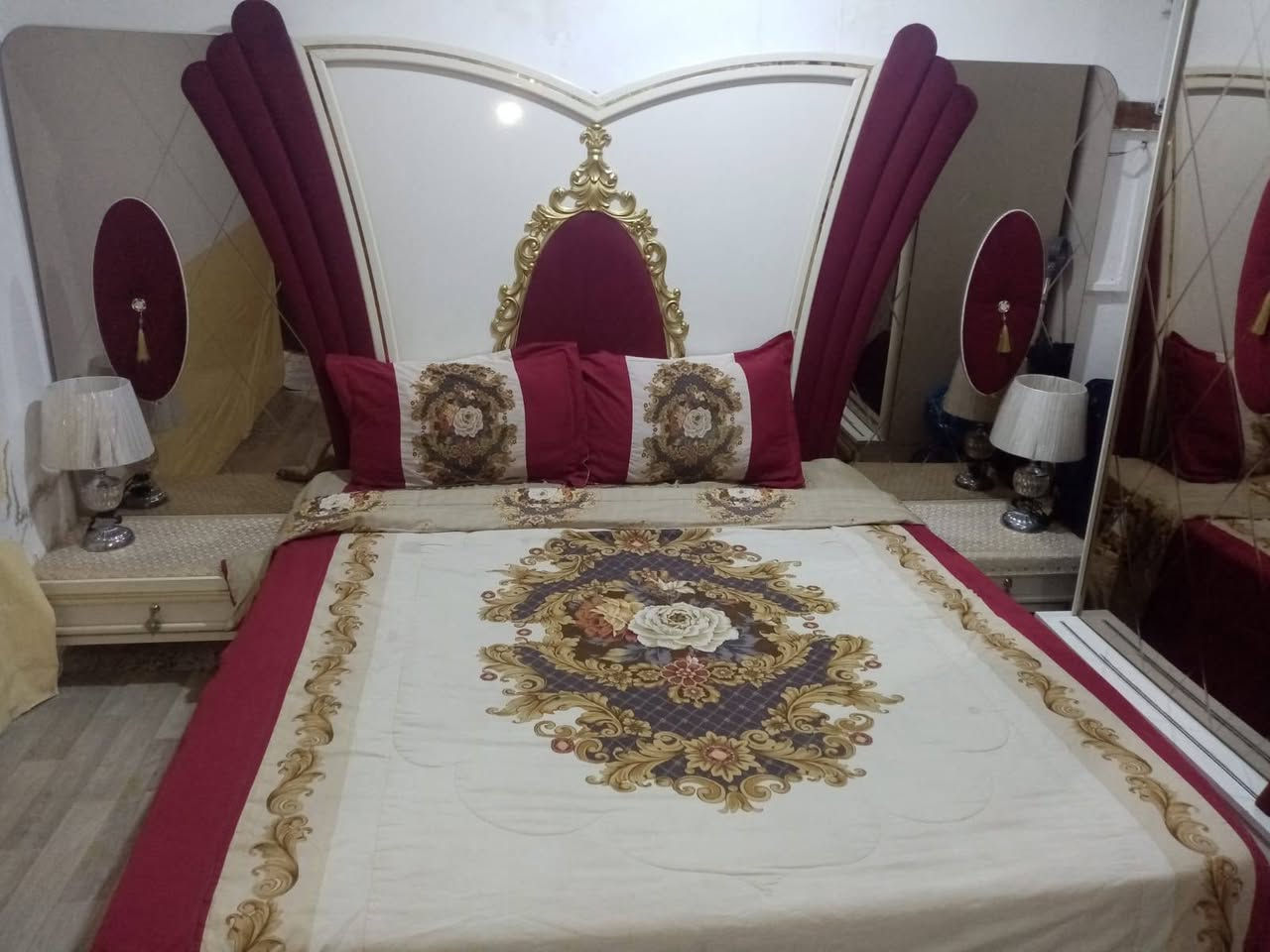 السلام عليكم  غرفه تركي باب سلايت 11قطعه  سعرها 650 مع المندر وبيه مجال... العنوان البصره مناوي الج
 الرقم الهاتف ***********
