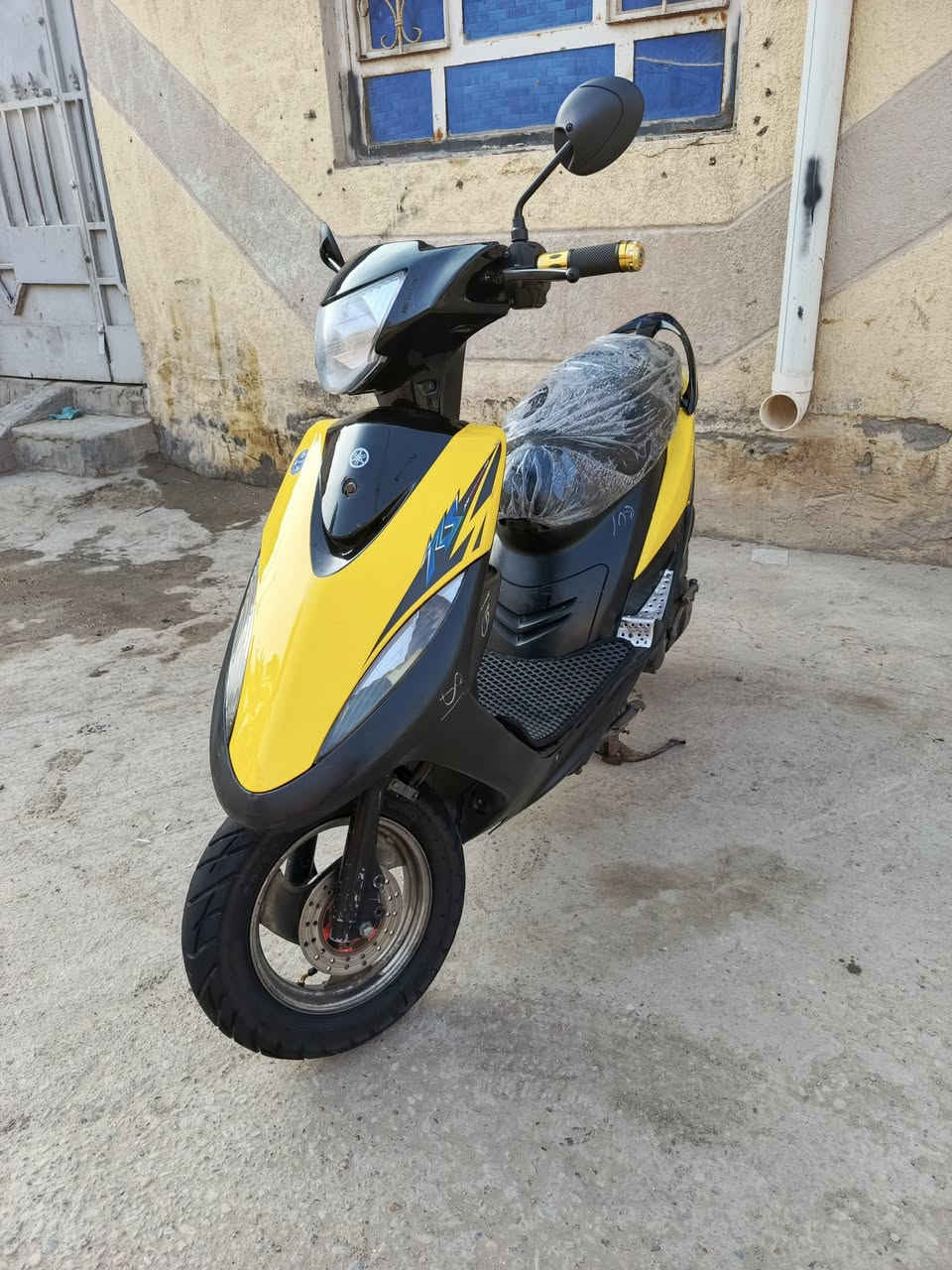 ماكس عدله 50 بلاد شرط الفحص بس ولفات مبدل غيره مامبدل ايشي كلشي شغال وبلادي جاهزه للاخير شلعه معدل فول سعرها 600 وبيه مجال *********** ناصريه مركز حي شهداء
