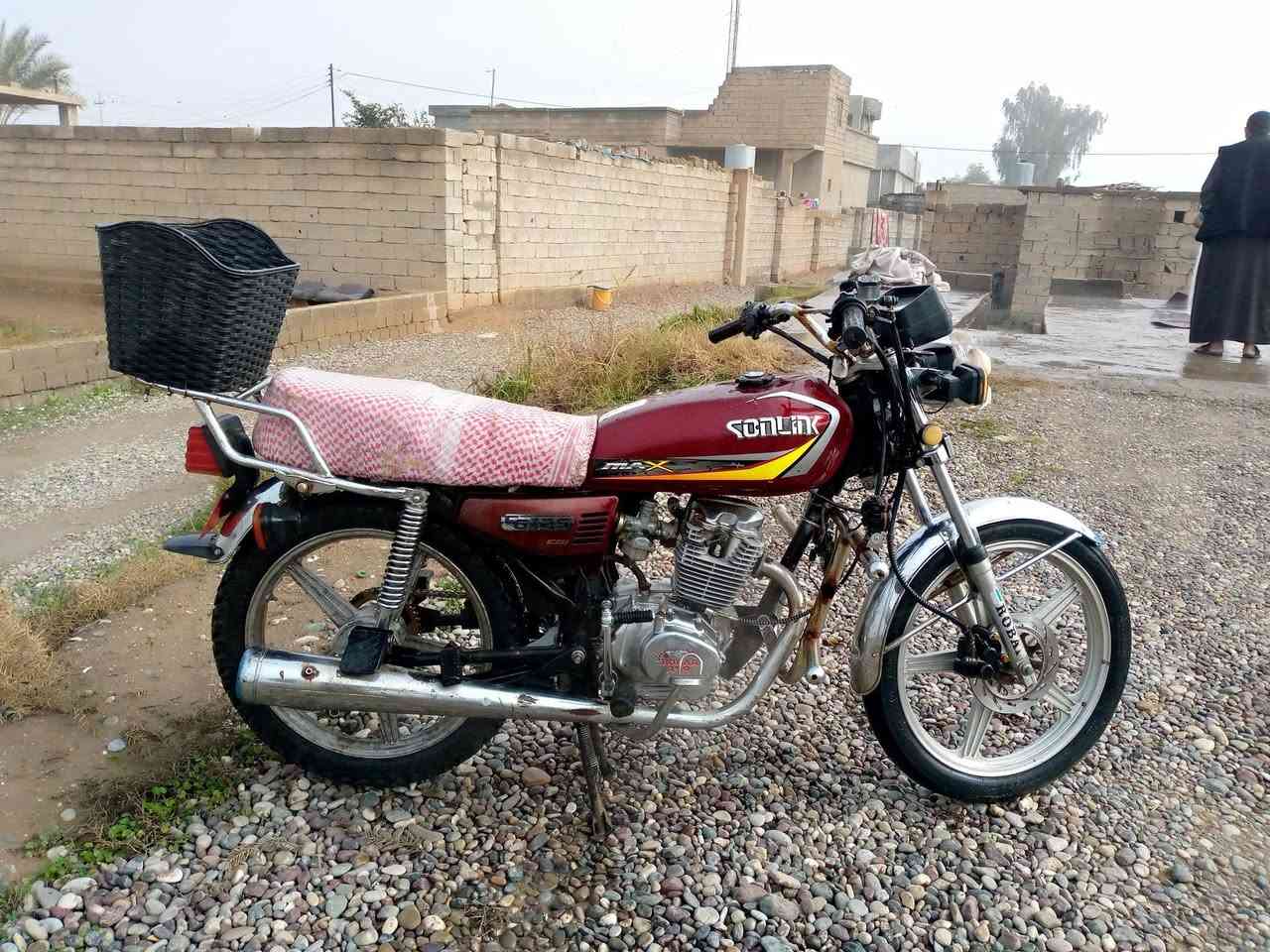 السلام عليكم موطور للبيع روبر 18 كهربائيات شقاله كلهه نشط محرك لاصرف ولا بخار السعر 300 وبي مجال الاستفسار على الرقم ***********
