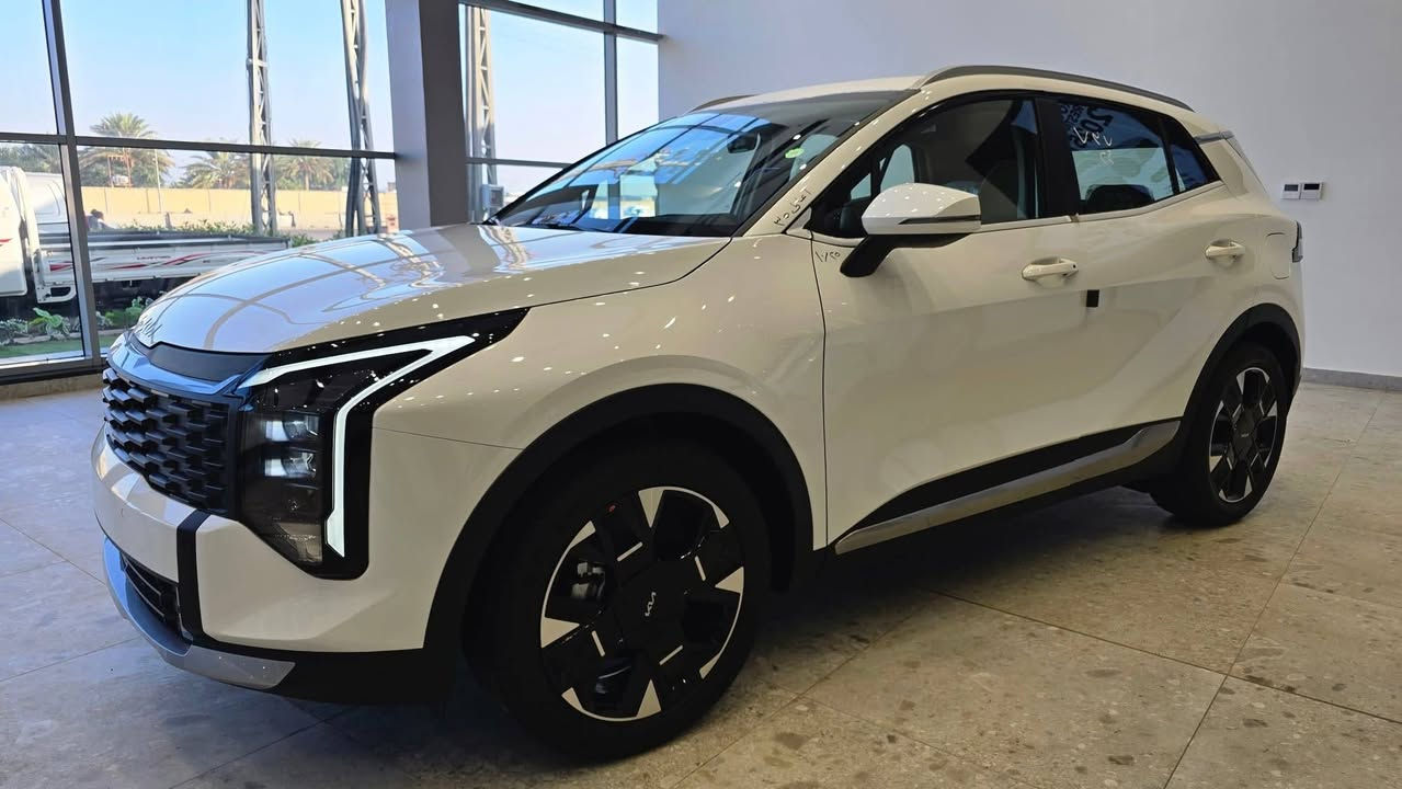 🔥و -كيا سبورتج 2026  kia sportage -بأسعار تنافسية 🔥

البيع نقد فقط جملة ومفرد …

📃 اليكم التفاصيل الآتية 👇🏻

⛔️ خليجي فول مواصفات الشكل الجديد
⛔️ زيرو 
⛔️ موديل ٢٠٢٦
⛔️ قمارة حديد
⛔️ نقطه عمياء 
⛔️ شباك بلاك بيانو للأمع 
⛔️ داتا شو
⛔️ مرتبط بناقل حركة أوتوماتيك 
⛔️ مفتاح التشغيل بصمة 
⛔️ فتح الصندوق كهرباء 
⛔️ مقاعد الأمامية كهرباء 
⛔️ حساسات أمامية 
⛔️ حساسات خلفية 
⛔️ لايت زينون + LED 
⛔️ كشافات 
⛔️ بك لايت LED 
⛔️ دخول بصمة ذكي 
⛔️ حجم الاطار 235/50R19 
⛔️ ويل كب 19
⛔️  4 دسك
⛔️  اشارة في المرايا الجانبية 
⛔️  المرايا قابلة للطي كهرباء 
⛔️  عدد AIR BAG 6
⛔️  هاند بريك كهرباء بصمه 
⛔️  ا ABS 
⛔️  دشبول شاشة متصل 
⛔️  شاشة Apple Car play 
⛔️  كاميرا دوارة 
⛔️  التبريد لمس 
⛔️  مقود جلد حياكة 
⛔️  مثبت السرعة Cruise 
⛔️  المودات والاوامر الصوتية 
⛔️  ا Bluetooth / T YPCE 
⛔️  شاحن هاتف Wireless 
⛔️  مخرج منفذ الطاقة 
⛔️  فحص نظام السيارة 
⛔️  تتسع المقصورة ل 5 ركاب
⛔️  تدفئة في المقاعد الأمامية
⛔️  تدفئة في المقود
⛔️  تبريد شاشة  مناخين منفصلين 
⛔️  قطعتين تبريد  
⛔️  أوضاع القيادة Drive Mode 
⛔️  أوتو هولد Auto Hold 
⛔️  نظام مانع الانزلاق 
⛔️  نظام نزول المنحدرات 
⛔️  تطعيم الدواخل بالأسود اللامع

للاستفسار يرجى الاتصال على الرقم 

***********

أو زيارة موقعنا :  بغداد - عويريج قرب مخابز باب الاغا 
 ملاحضه اول تبديله دهن مجاني. وفحص شامل للسياره
