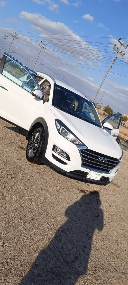 توسان موديل 19خليجي رقم بصره مكفوله بسمي بصمه شاشه كبيره  
ماشيه ١٠٠
العنوان بصره القرنه الثغر 

رقم الهاتف *********** بغداد, العراق
